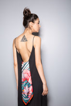 Load image into Gallery viewer, “OPERA” SCARF in silk + 2 colors
