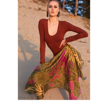 Load image into Gallery viewer, “CORALS” scarf in cotton/silk + 1 color
